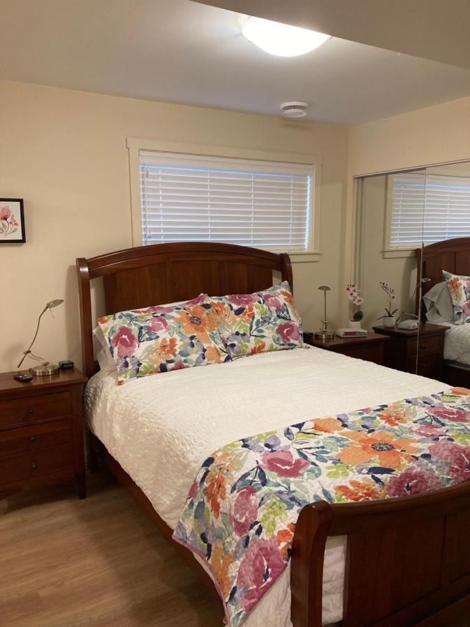 Bright Poolside Walkout Two Bedroom Basement Suite In The Okanagan Penticton Ngoại thất bức ảnh