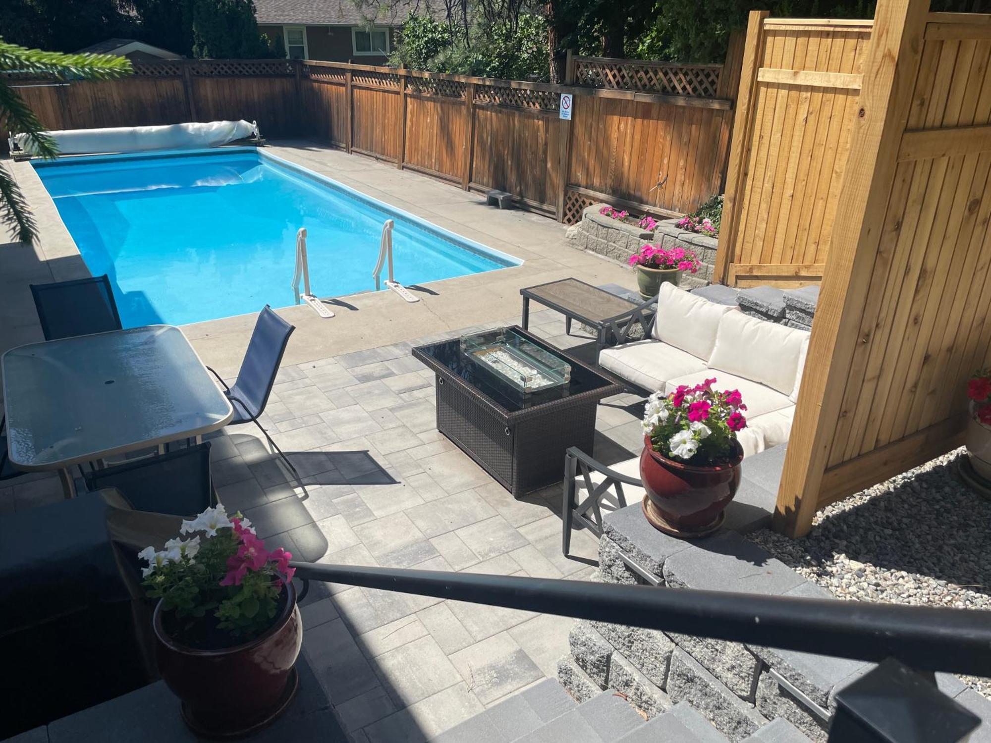 Bright Poolside Walkout Two Bedroom Basement Suite In The Okanagan Penticton Ngoại thất bức ảnh